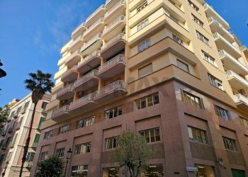 Edificio all\'aperto - Appartamento Via Fieravecchia
 
3, Salerno - foto 81