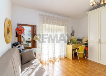 Seconda camera da letto - Appartamento Via della Zagara
 
67, Misterbianco - foto 26