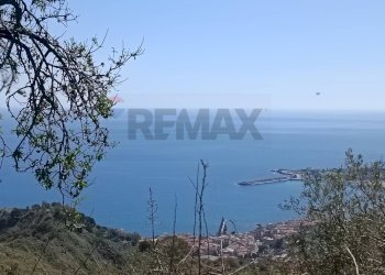 Vista dell\'acqua - Rustico contrada mastrissa
 
snc, Castelmola - foto 20