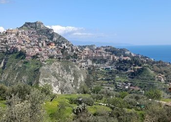 Vista delle montagne - Rustico contrada mastrissa
 
snc, Castelmola - foto 24