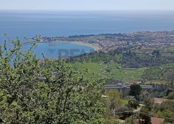 Vista dell\'acqua - Rustico contrada mastrissa
 
snc, Castelmola - foto 27