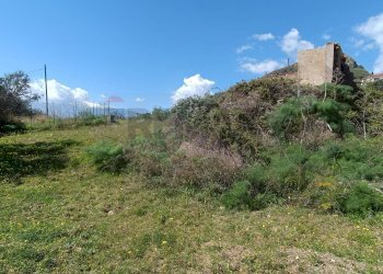 Vista delle montagne - Rustico contrada mastrissa
 
snc, Castelmola - foto 34