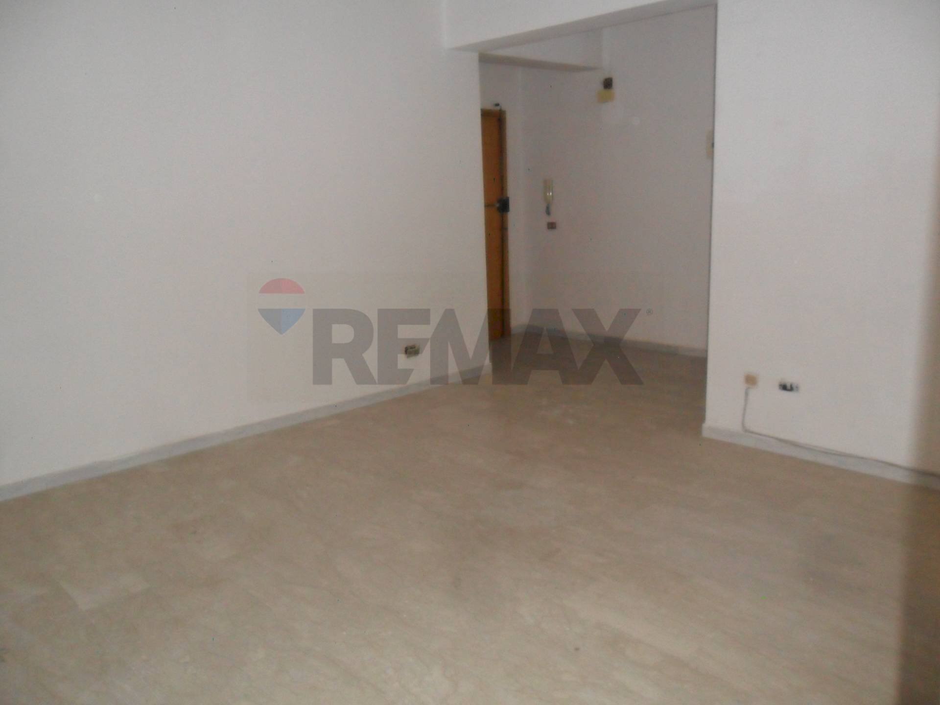 Stanza vuota - Appartamento Via Carlo Pisacane
 
18, Caltanissetta - foto 3