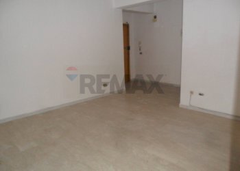 Stanza vuota - Appartamento Via Carlo Pisacane
 
18, Caltanissetta - foto 3