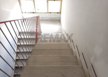 Scale - Apartment Piombino - photo 3