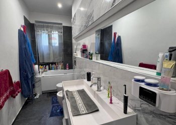 Bagno - Appartamento via giacomo serpotta
 
8, Siracusa - foto 4