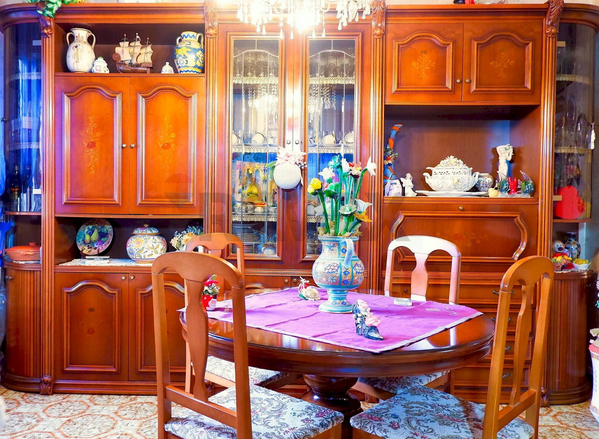Sala da pranzo - Apartment VIA DE FRANCISCIS
50, Caserta - photo 2