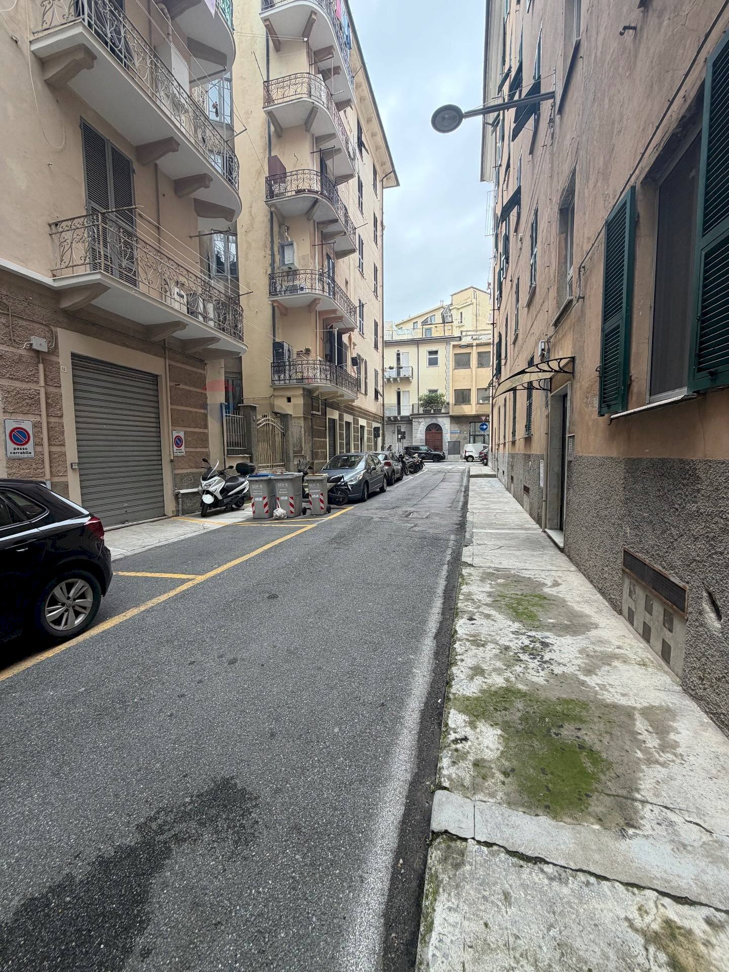 Edificio all\'aperto - Box Via Ludovico Ariosto
18R, Savona - photo 3