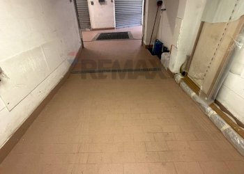Hall / corridoio - Box Via Ludovico Ariosto
 
18R, Savona - foto 23