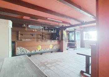 Terrazza - Stabile - Palazzo via Guido Rossa
 
12, Ponte San Nicolò - foto 7