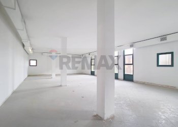 Parcheggio - Stabile - Palazzo via Guido Rossa
 
12, Ponte San Nicolò - foto 16