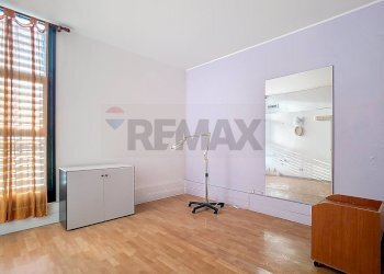 Stanza vuota - Stabile - Palazzo via Guido Rossa
 
12, Ponte San Nicolò - foto 26