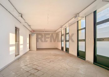 Stanza vuota - Stabile - Palazzo via Guido Rossa
 
12, Ponte San Nicolò - foto 34