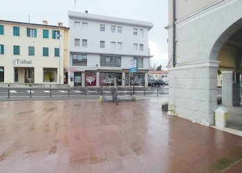 Edificio all\'aperto - Quadrilocale Piazza Armando Diaz
 
10, Limena - foto 2