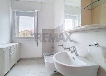 Bagno - Quadrilocale Piazza Armando Diaz
 
10, Limena - foto 11