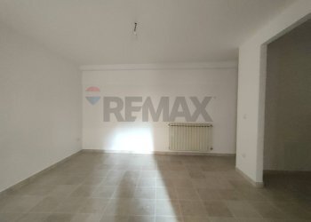 Stanza vuota - Casa semi indipendente Via Rua Cona
 
26, Caporciano - foto 7