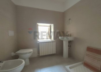 Bagno - Casa semi indipendente Via Rua Cona
 
26, Caporciano - foto 17