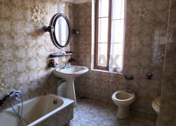 Bagno - Casa indipendente Via Gisbenti
 
16, Valli del Pasubio - foto 8