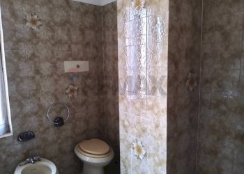 Bagno - Casa indipendente Via Gisbenti
 
16, Valli del Pasubio - foto 9