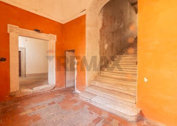 Scale - Rustico Colle San Martino
 
165, Farnese - foto 37