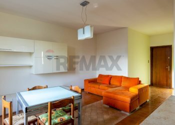 Sala da pranzo - Trilocale Via Fermi
 
1, Lugagnano Val D'Arda - foto 4