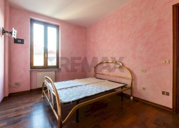 Camera / camera da letto - Trilocale Via Fermi
 
1, Lugagnano Val D'Arda - foto 13