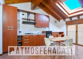 Foto 1 - Bilocale via Leonardo Da Vinci
 
16, Comun Nuovo - foto 1