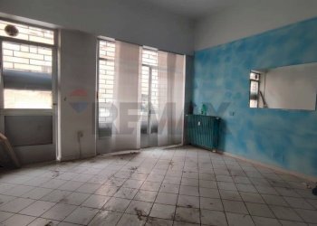 Stanza vuota - Locale Commerciale Via Dei Guasco
 
56, Alessandria - foto 1