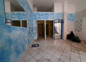 Stanza vuota - Locale Commerciale Via Dei Guasco
 
56, Alessandria - foto 2