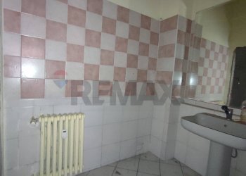 Bagno - Locale Commerciale Via Dei Guasco
 
56, Alessandria - foto 11