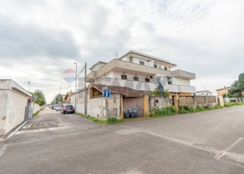 Edificio all\'aperto - Three-room apartment Via Bruno Carloni, Fiumicino - photo 38