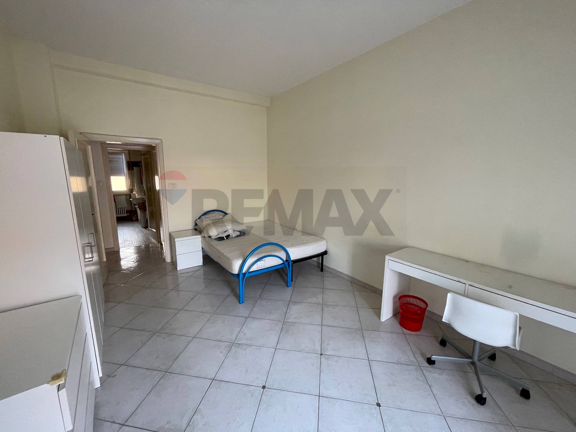 Camera / camera da letto - Quadrilocale Benevento - foto 3