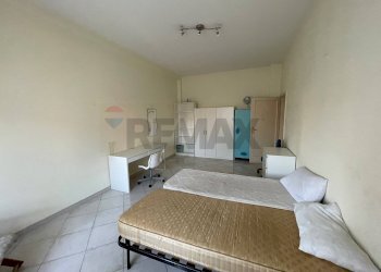 Camera / camera da letto - Quadrilocale Benevento - foto 9