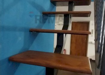 Scale - Trilocale Via Giuseppe Mazzini
 
7, Pozzuoli - foto 14