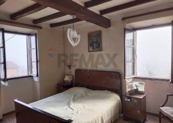 Camera / camera da letto - Semi-detached house VIA BERSANI
 
64, Gropparello - photo 8