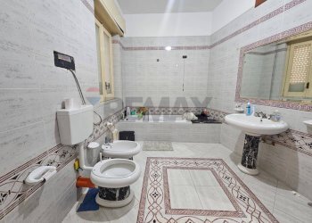 Bagno - Trilocale Via Meucci
 
17, Bagheria - foto 5