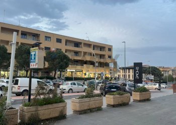 Edificio all\'aperto - Attività Commerciale via Falcone Borsellino
 
100, Termini Imerese - foto 4