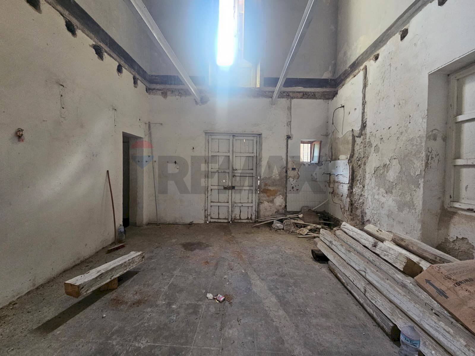 Stanza vuota - Casa indipendente via Turturici
 
8, Trabia - foto 2