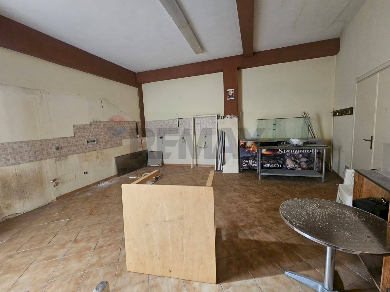 Cucina - Commercial Premises Via Naurra
 
78/80, Casteldaccia - photo 1