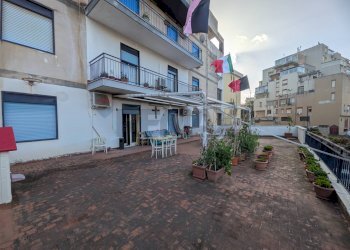 Edificio all\'aperto - Appartamento via vulpi
 
49, Palermo - foto 4