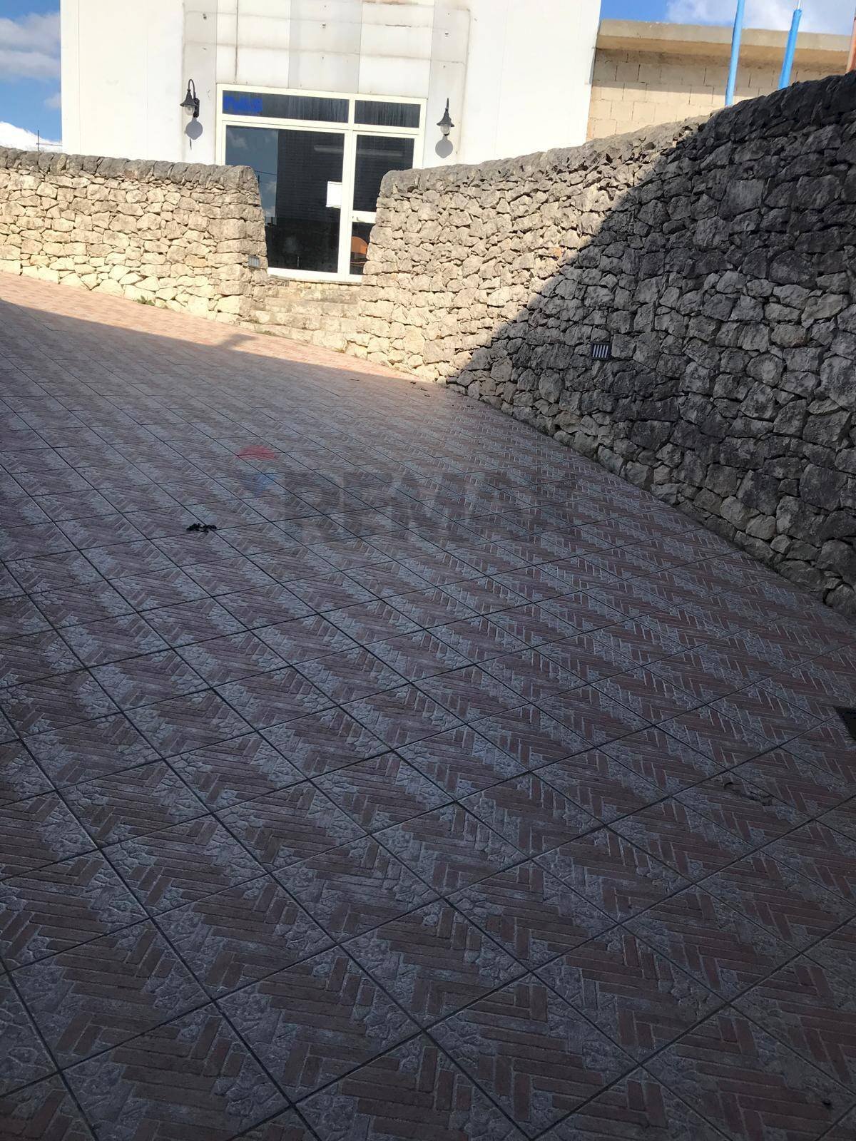 Terrazza - Locale Commerciale contrada cimilla
sn, Ragusa - foto 3