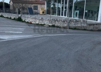 Edificio all\'aperto - Locale Commerciale contrada cimilla
sn, Ragusa - foto 2