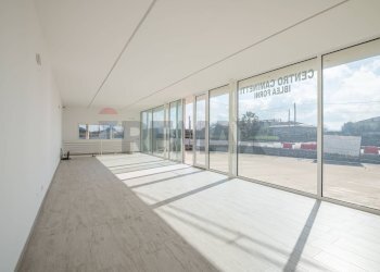 Stanza vuota - Locale Commerciale contrada cimilla
 
sn, Ragusa - foto 5