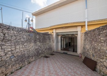 Terrazza - Locale Commerciale contrada cimilla
 
sn, Ragusa - foto 22