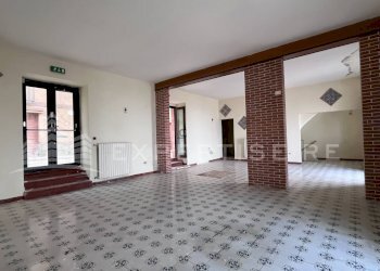 Foto 8 - Capannone Via Umberto I
 
17, San Mauro Castelverde - foto 8