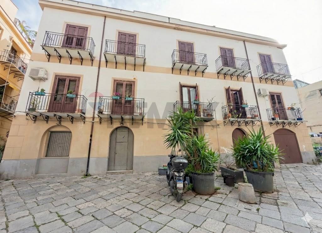 Edificio all\'aperto - Apartment Palermo - photo 1