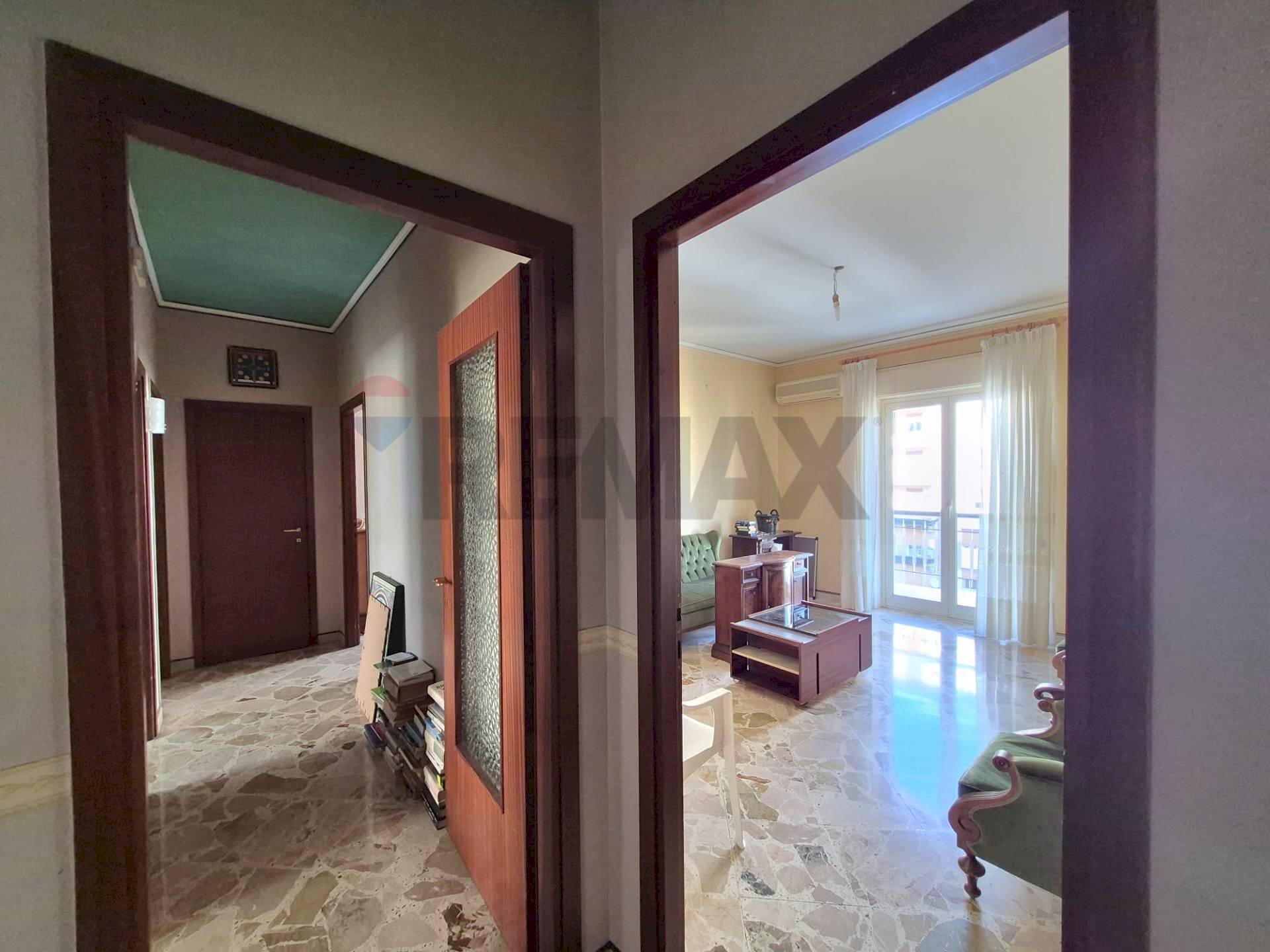 Hall / corridoio - Apartment Via Filippo Di Giovanni
 
84, Palermo - photo 3