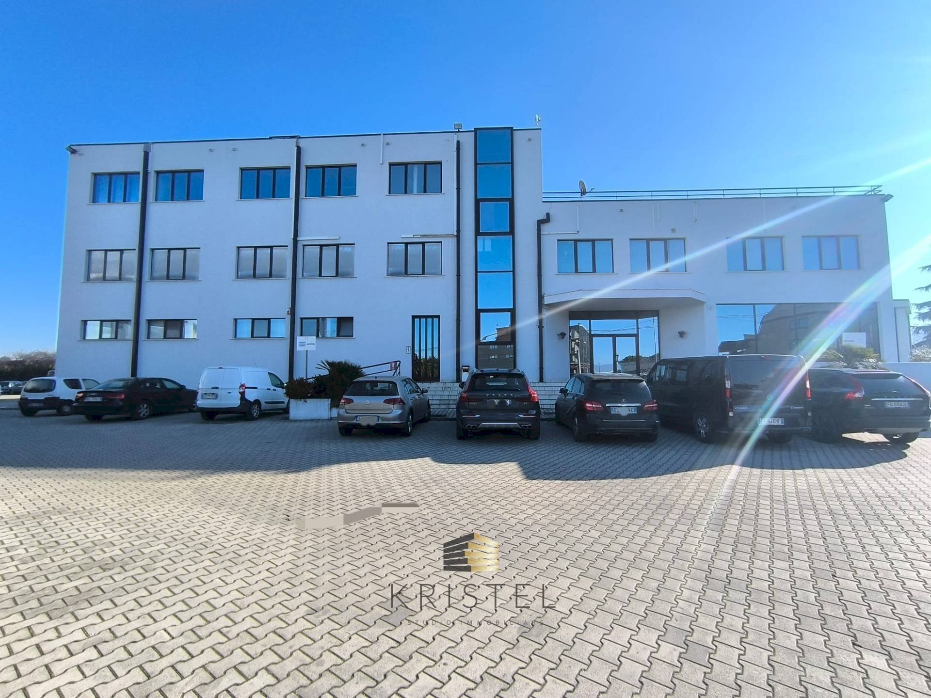 Foto 3 - Office VIA ATERNO
 
20, San Giovanni Teatino - photo 3