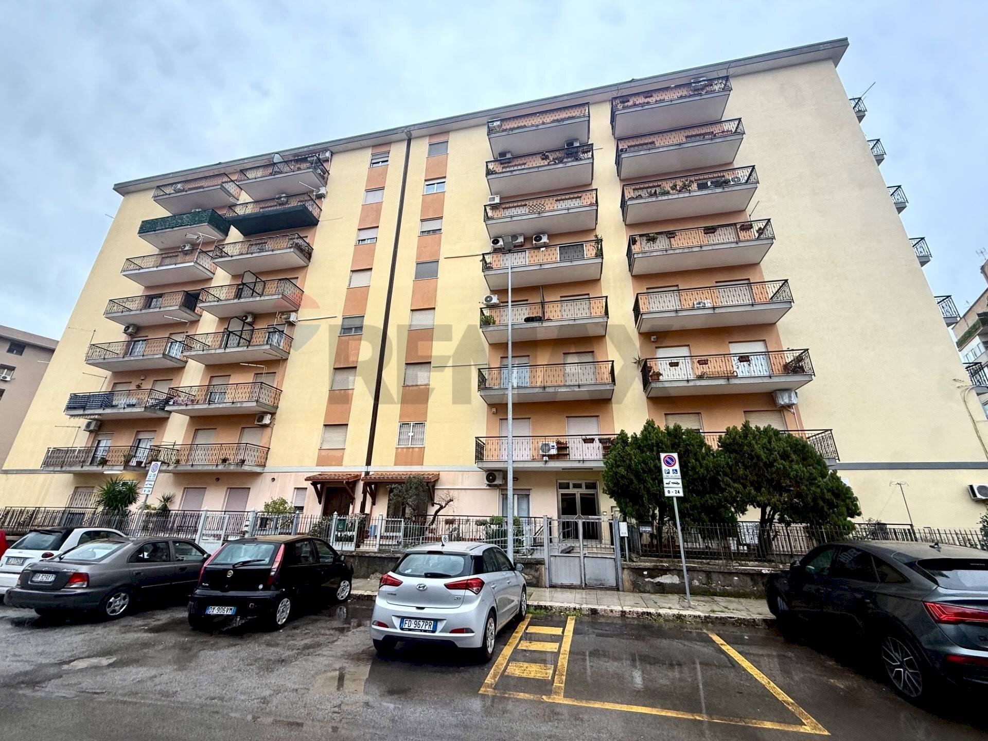 Edificio all\'aperto - Apartment Via Don Michele La Rua
 
5, Palermo - photo 1