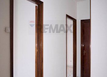 Stanza vuota - Appartamento Via Castelvecchio
 
42, Enna - foto 11